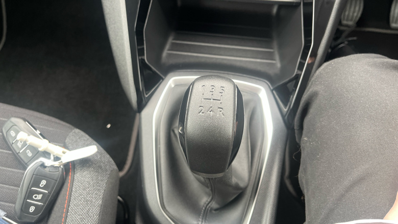 Peugeot 208 1.2 PureTech Active Premium 5dr Petrol Hatchback